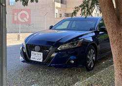 نیسان ئەلتیما